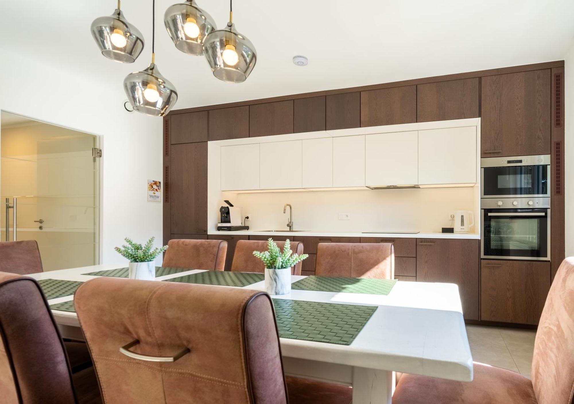 Cedrien Terrace Apartment Ла-Рош-ан-Арден Экстерьер фото